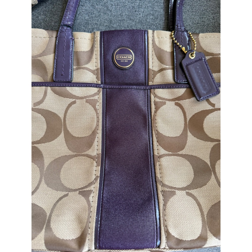 Coach Signature Khaki jaquard  Purple Canvas Tote Bag & Wallet Set F25771  READ - Picture 2 of 16